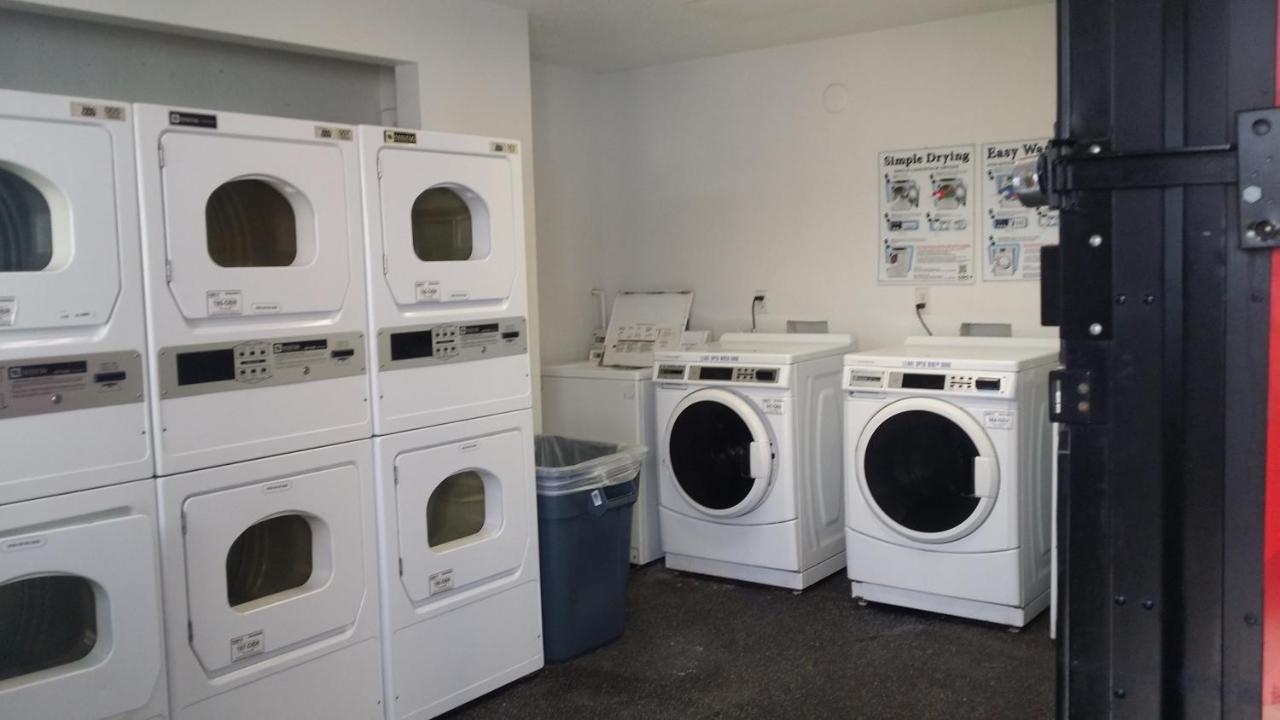 Intown Suites Extended Stay Houston Tx - Jersey Village Екстер'єр фото